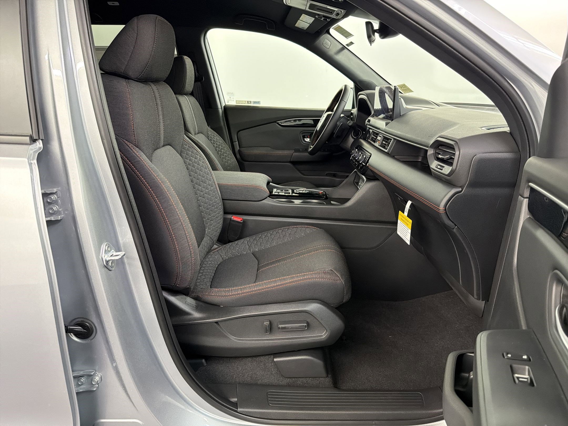 New 2026 Honda Pilot Sport image 30