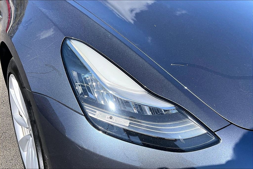Used 2020 Tesla Model 3 Long Range AWD/4WD image 28
