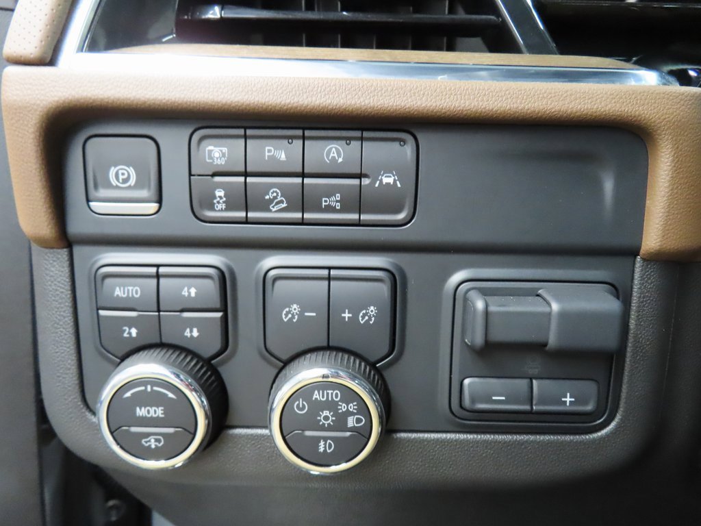 Used 2025 Chevrolet Tahoe High Country image 59