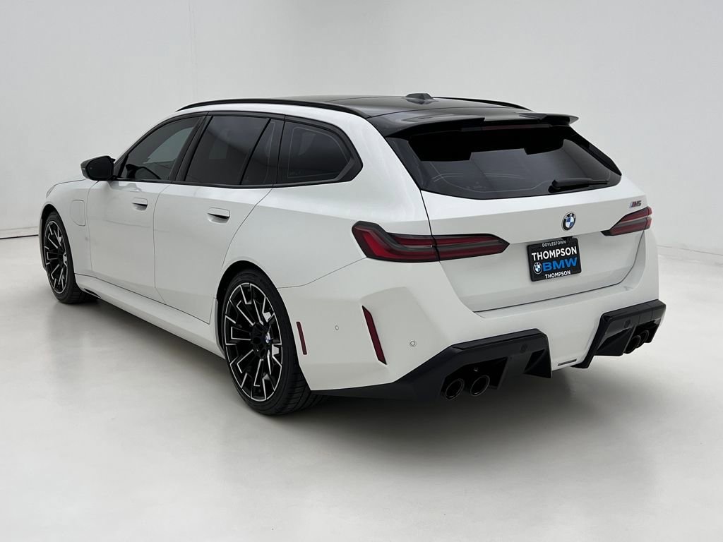 Used 2025 BMW M5 Touring w/ M Driver's Package image 9