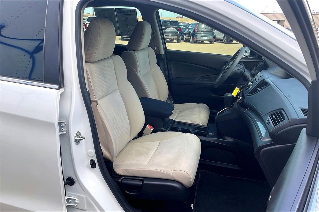 Used 2015 Honda CR-V LX image 7