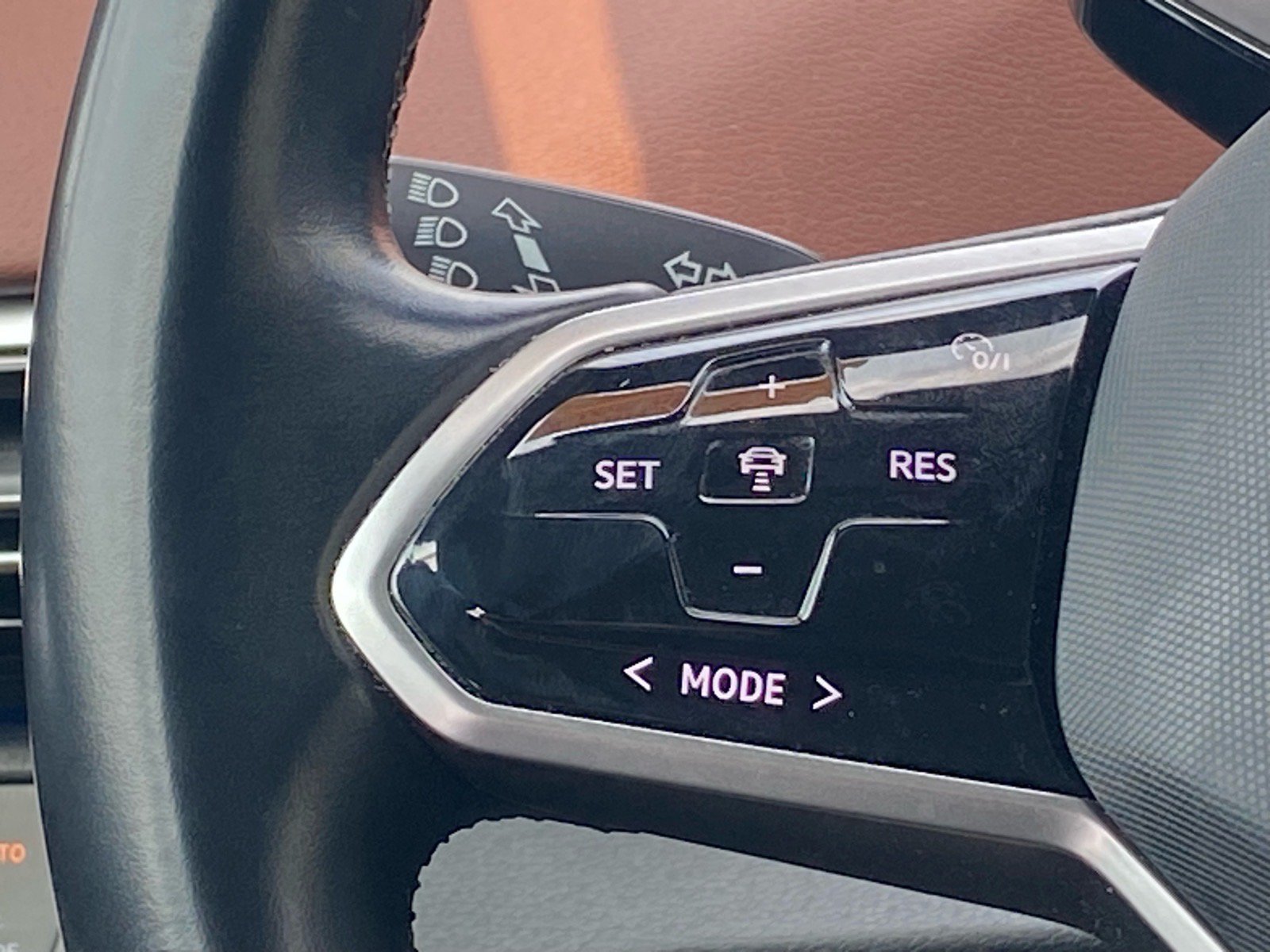 Certified 2022 Volkswagen ID.4 Pro S RWD image 8