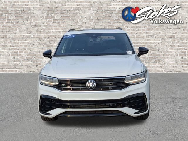 Certified 2024 Volkswagen Tiguan SE R-Line FWD image 9