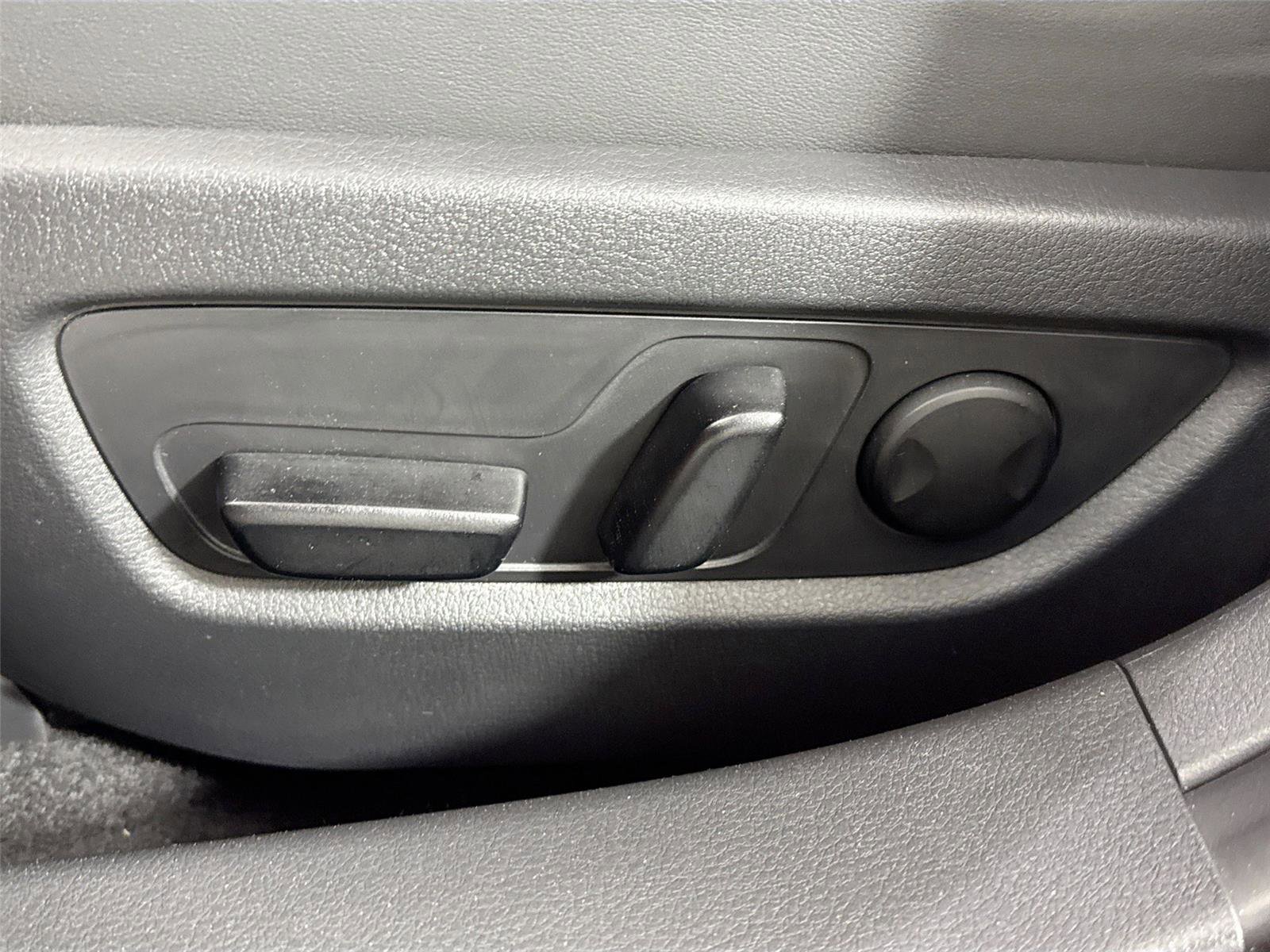 Certified 2025 MAZDA CX-30 AWD 2.5 S w/ Preferred Package image 26