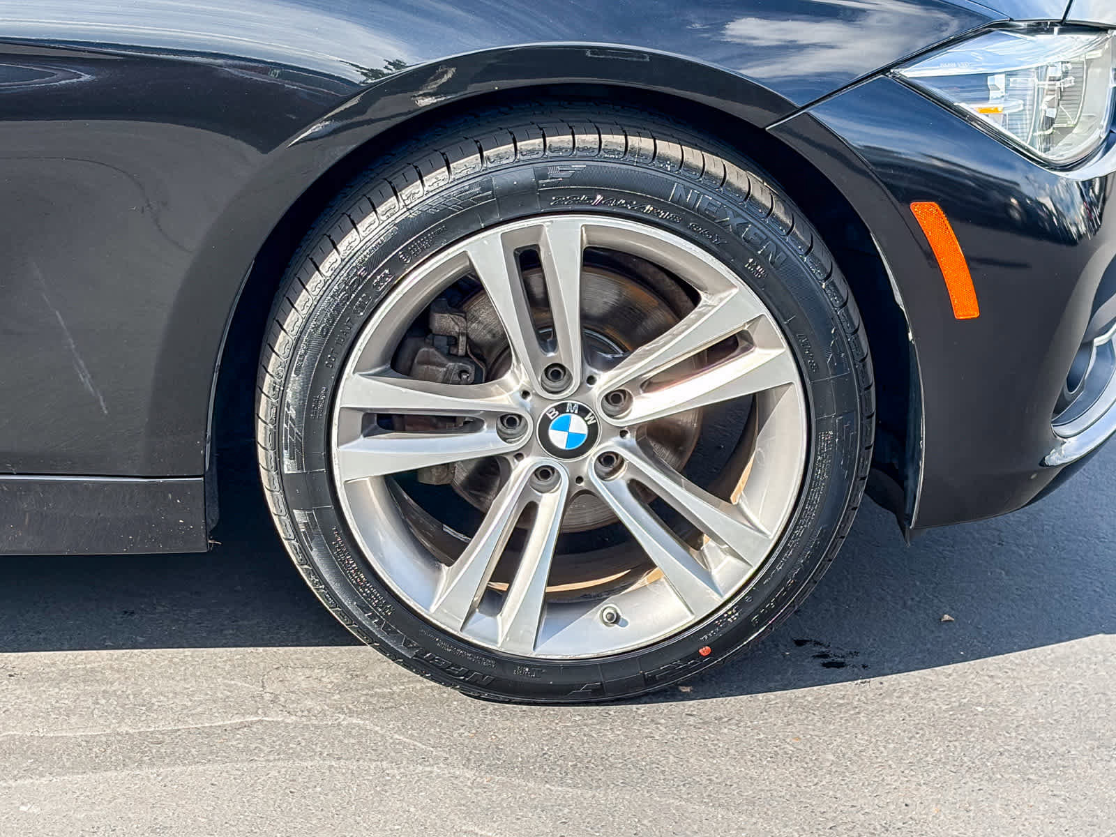 Used 2018 BMW 330i Sedan image 9
