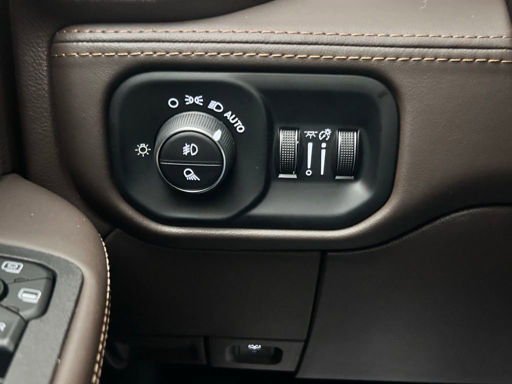 New 2026 RAM 2500 Limited image 20