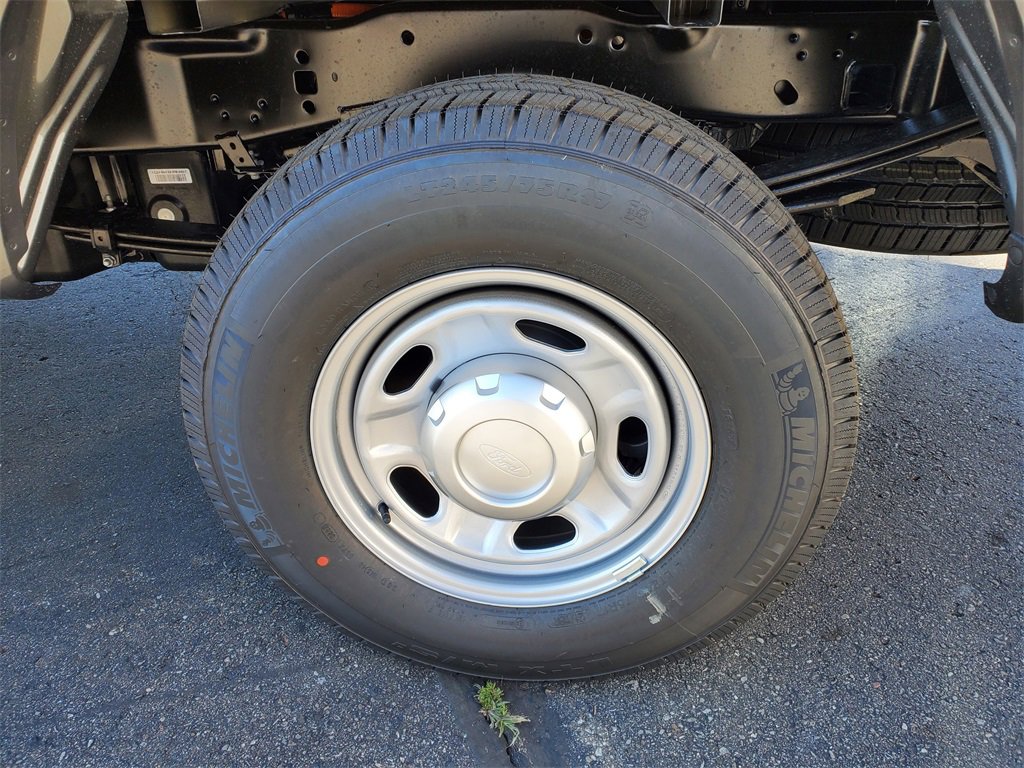 New 2026 Ford F250 XL image 30