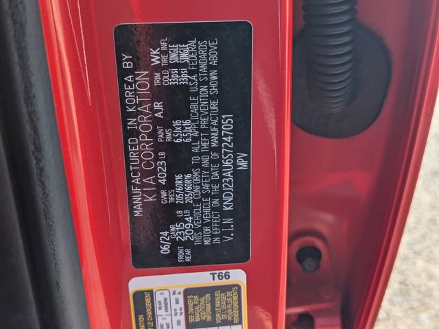 Used 2025 Kia Soul LX w/ LX Technology Package image 34