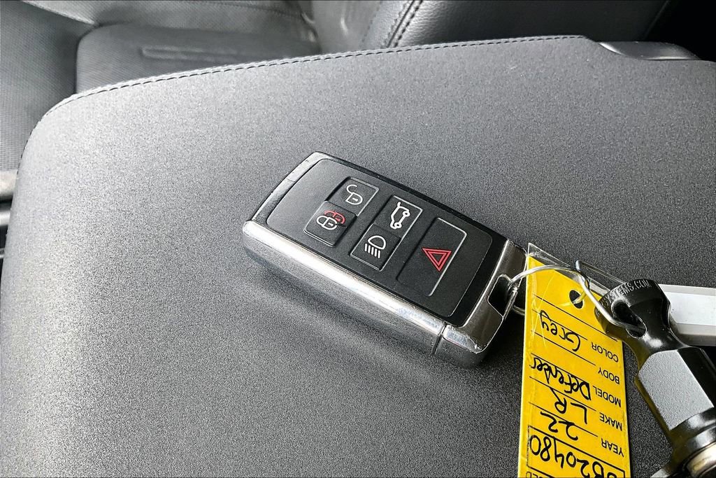 Used 2022 Land Rover Defender 110 S image 9