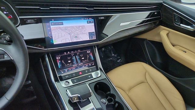 Used 2023 Audi Q8 Premium Plus w/ Premium Plus Package AWD/4WD image 42