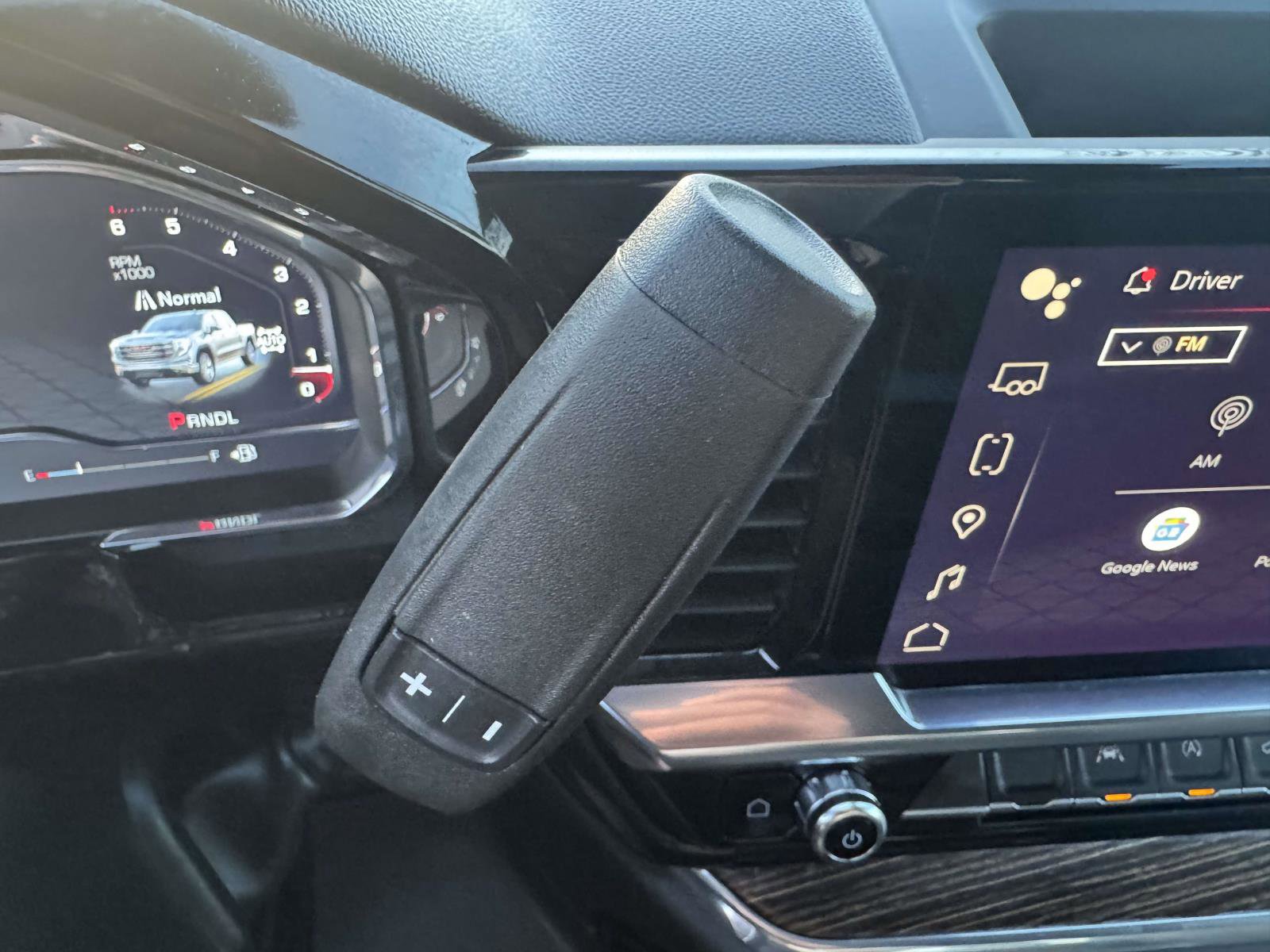 Used 2023 GMC Sierra 1500 Elevation image 31