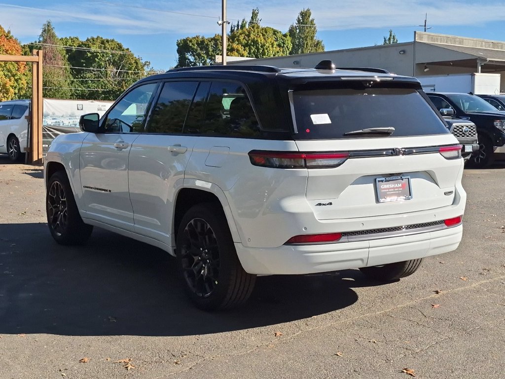New 2027 Jeep Grand Cherokee Summit AWD/4WD image 5