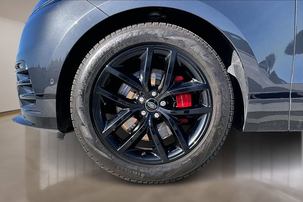 Certified 2024 Land Rover Range Rover Velar Dynamic SE image 32