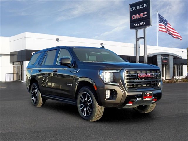 Used 2021 GMC Yukon AT4 w/ Technology Package image 2