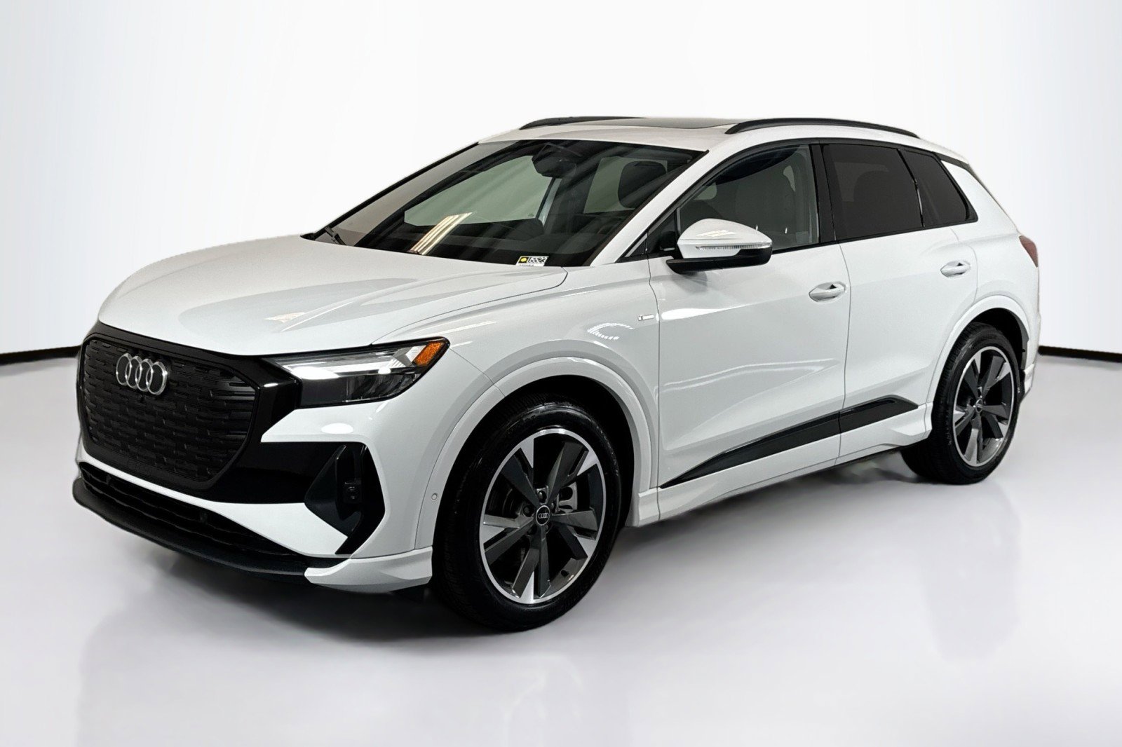 Used 2024 Audi Q4 e-tron Premium Plus