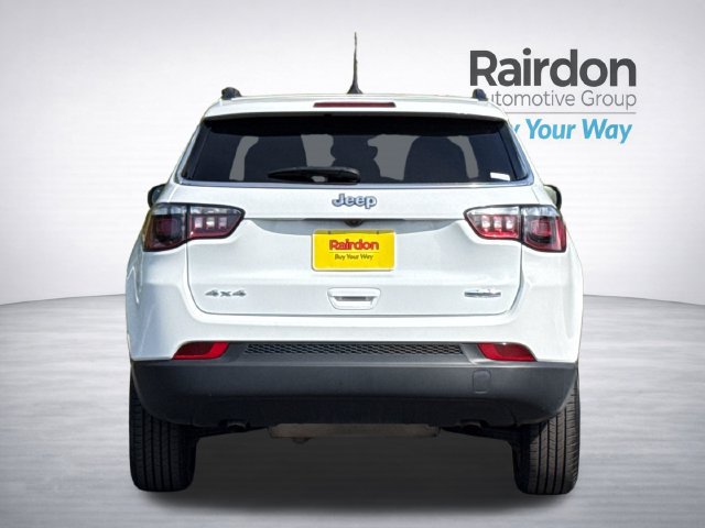 Used 2024 Jeep Compass Latitude AWD/4WD image 5