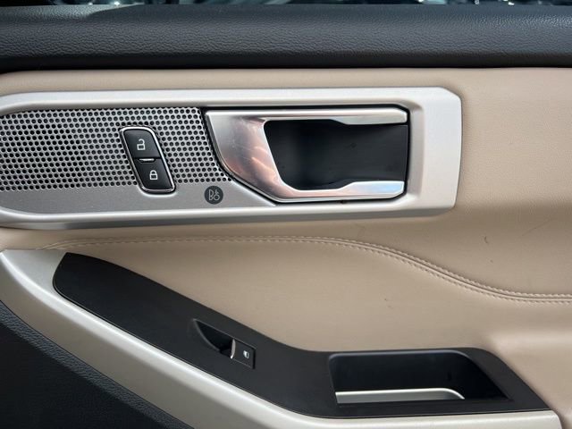 Used 2021 Ford Explorer Limited w/ Hybrid Equipment Group 310A image 36