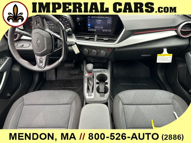 New 2026 Chevrolet Trax RS w/ Sunroof Package image 17