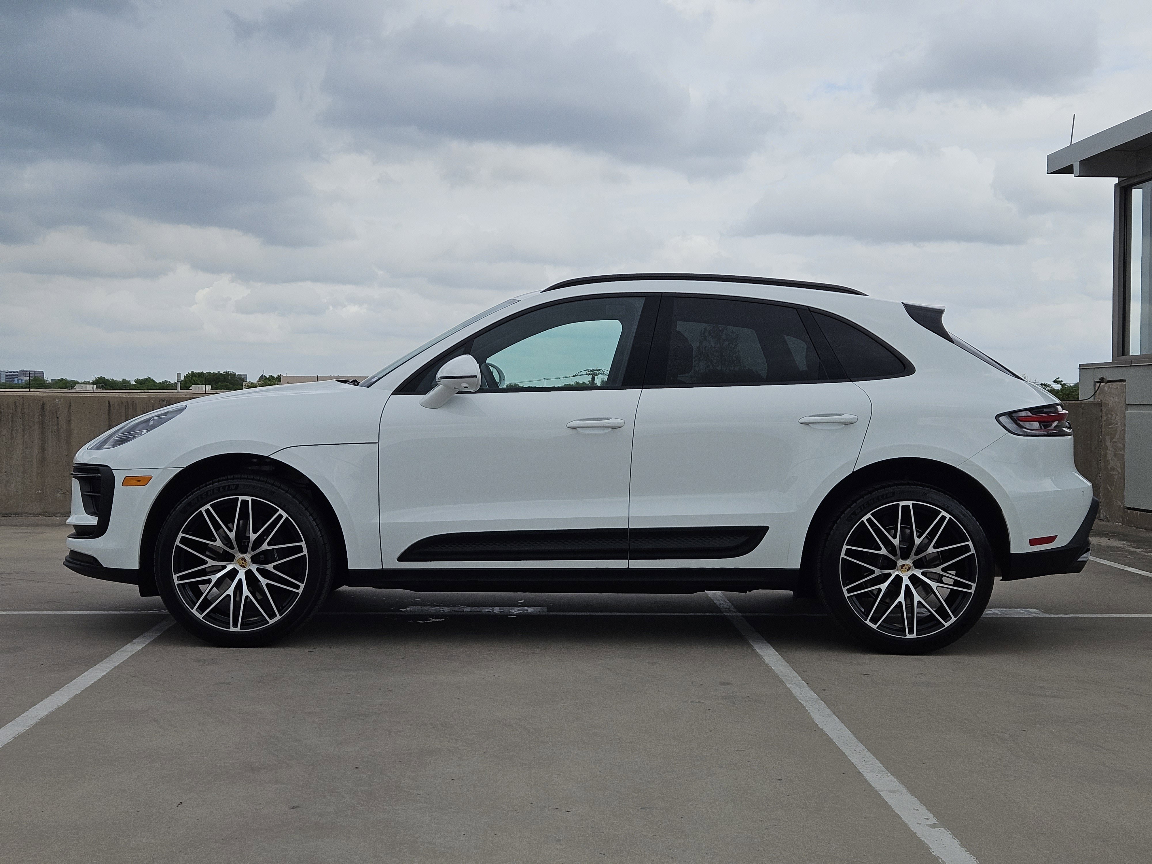 Certified 2026 Porsche Macan video 2