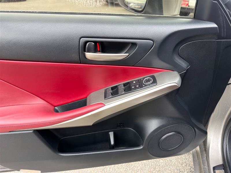 Used 2018 Lexus IS 300 F Sport w/ F Sport Package RWD image 8
