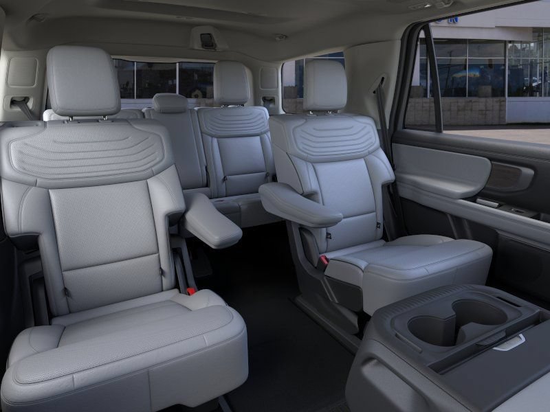 New 2026 Ford Expedition Platinum w/ Platinum Ultimate Package AWD/4WD image 11