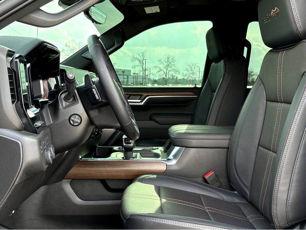 Used 2026 Chevrolet Silverado 1500 High Country w/ Midnight Edition image 13