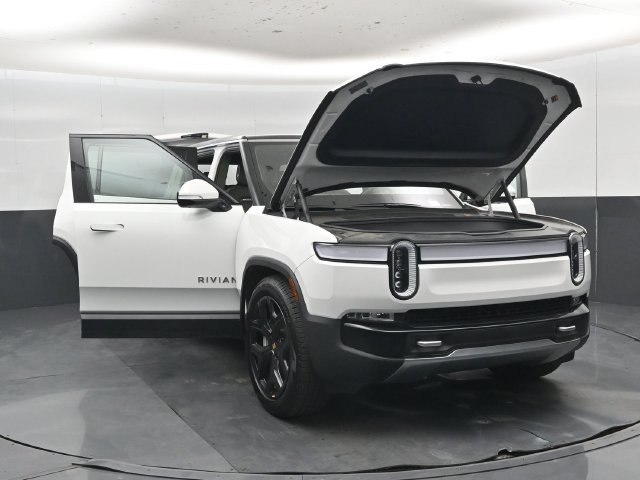 Used 2023 Rivian R1S Adventure Dual AWD/4WD image 59