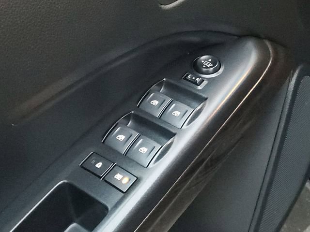 Used 2020 GMC Canyon SLE w/ Elevation Edition image 23