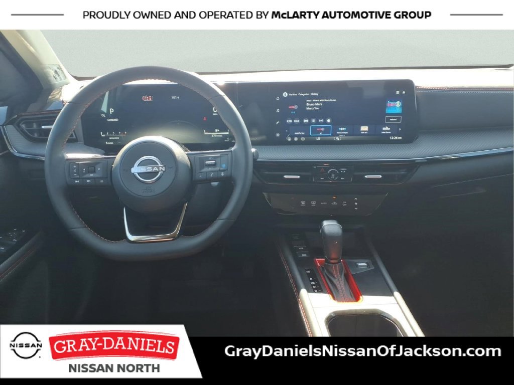 New 2027 Nissan Kicks SR FWD image 9