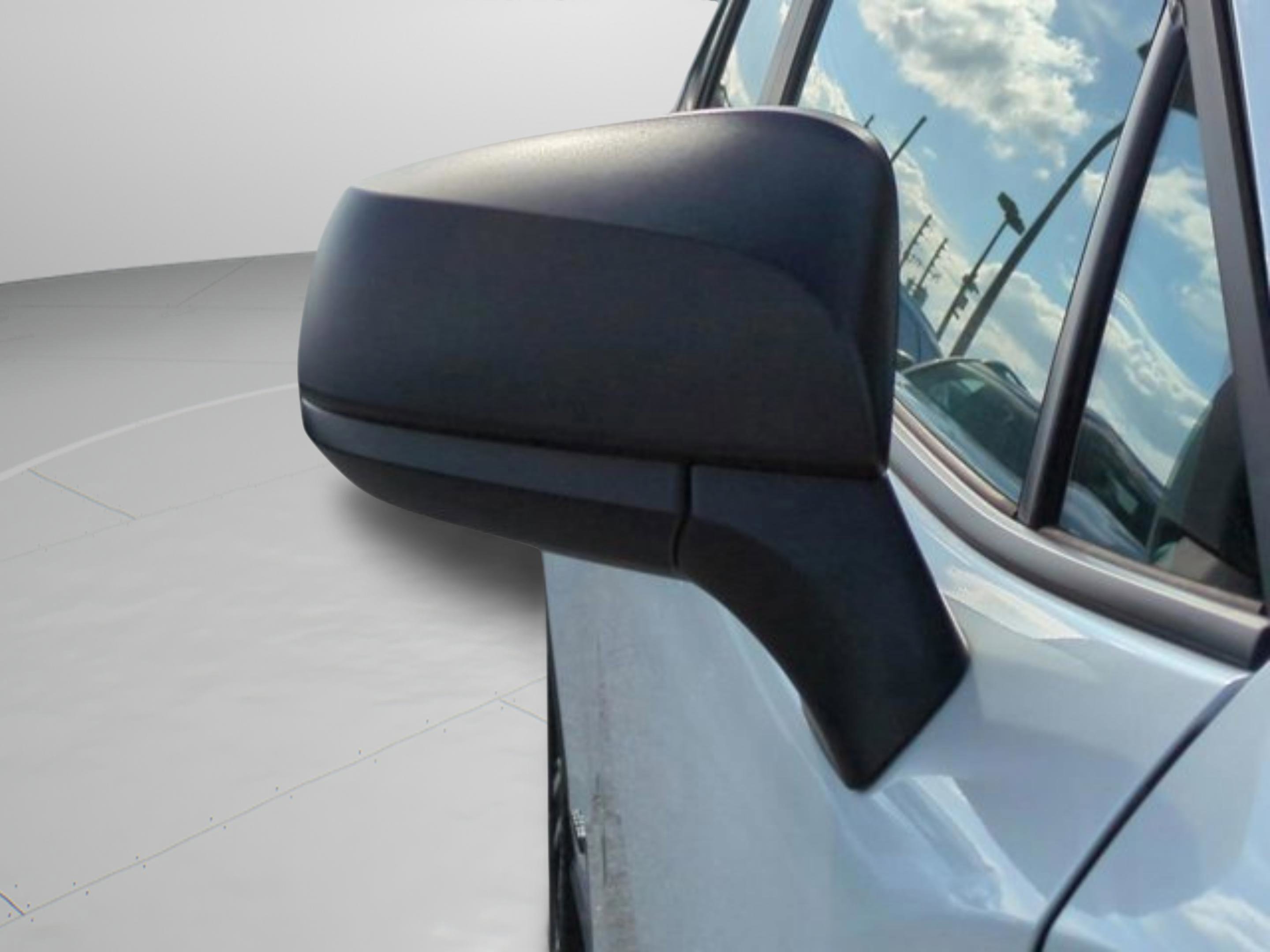 Used 2024 Toyota Corolla Cross S AWD/4WD image 12