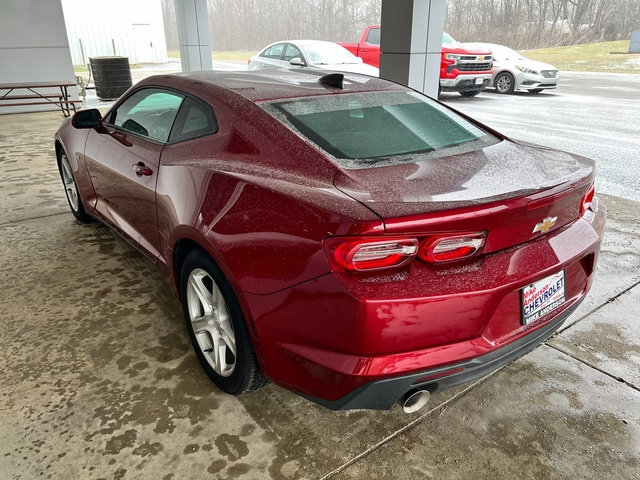 Used 2023 Chevrolet Camaro LT RWD image 10
