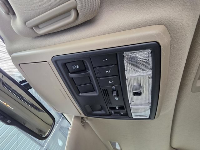 Used 2013 Toyota 4Runner SR5 w/ Premium Pkg RWD image 28