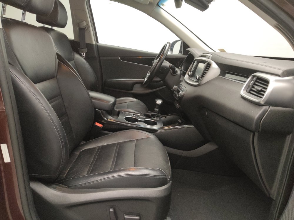 Used 2019 Kia Sorento EX image 21