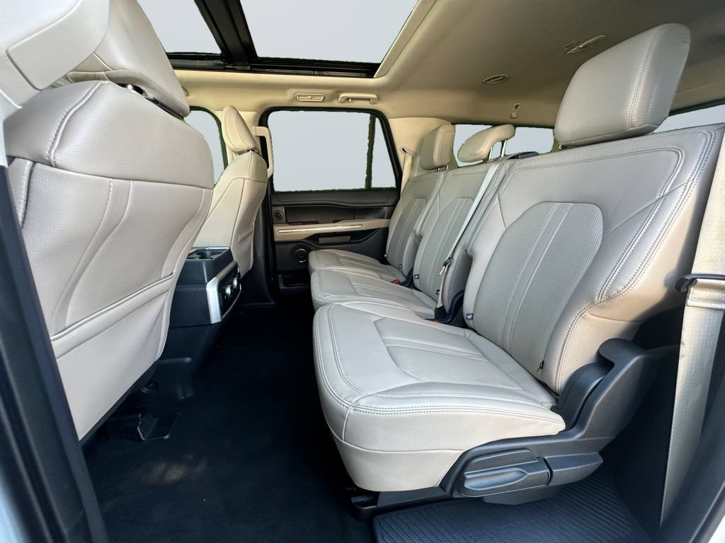 Used 2024 Ford Expedition Max Limited AWD/4WD image 13