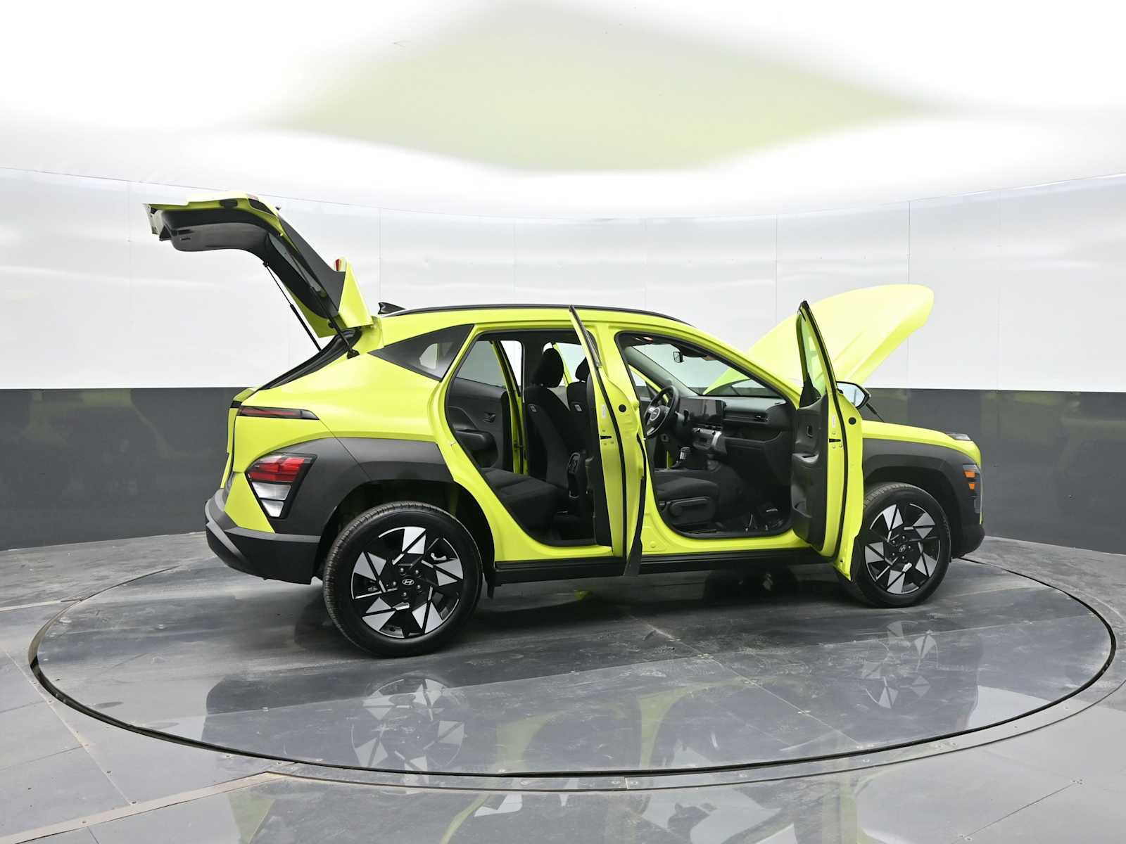 Certified 2025 Hyundai Kona SEL image 40