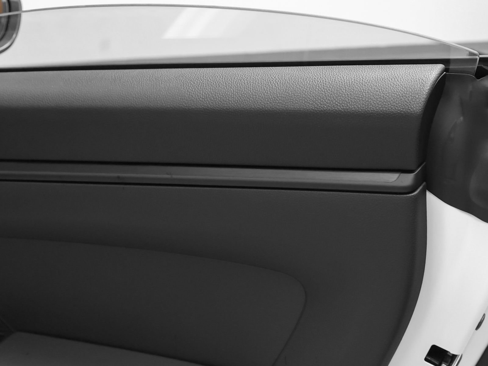 Certified 2026 Porsche 911 Carrera T RWD image 38