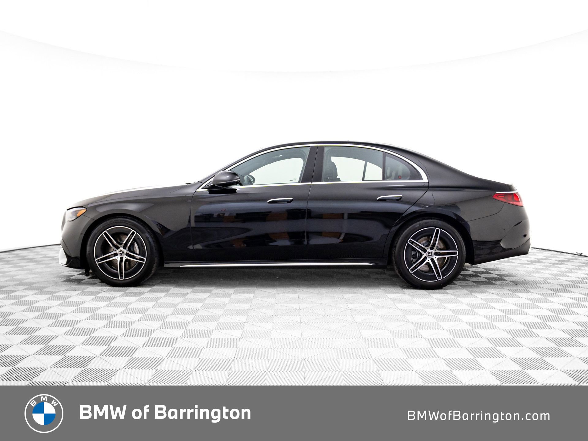 Used 2025 Mercedes-Benz E 450 4MATIC Sedan video 2