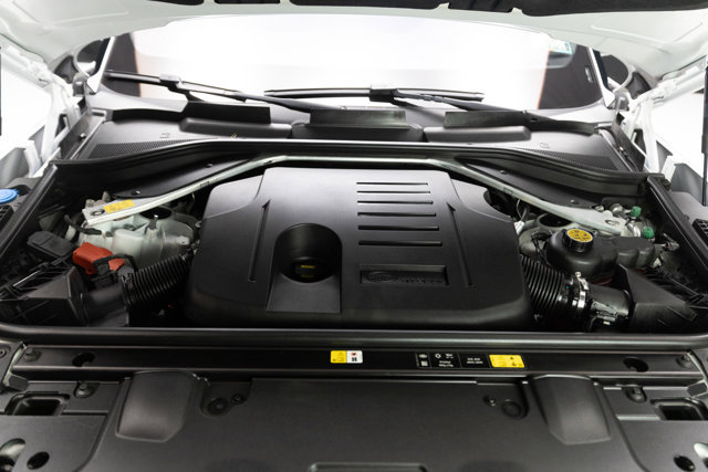 Used 2023 Land Rover Range Rover SE image 41