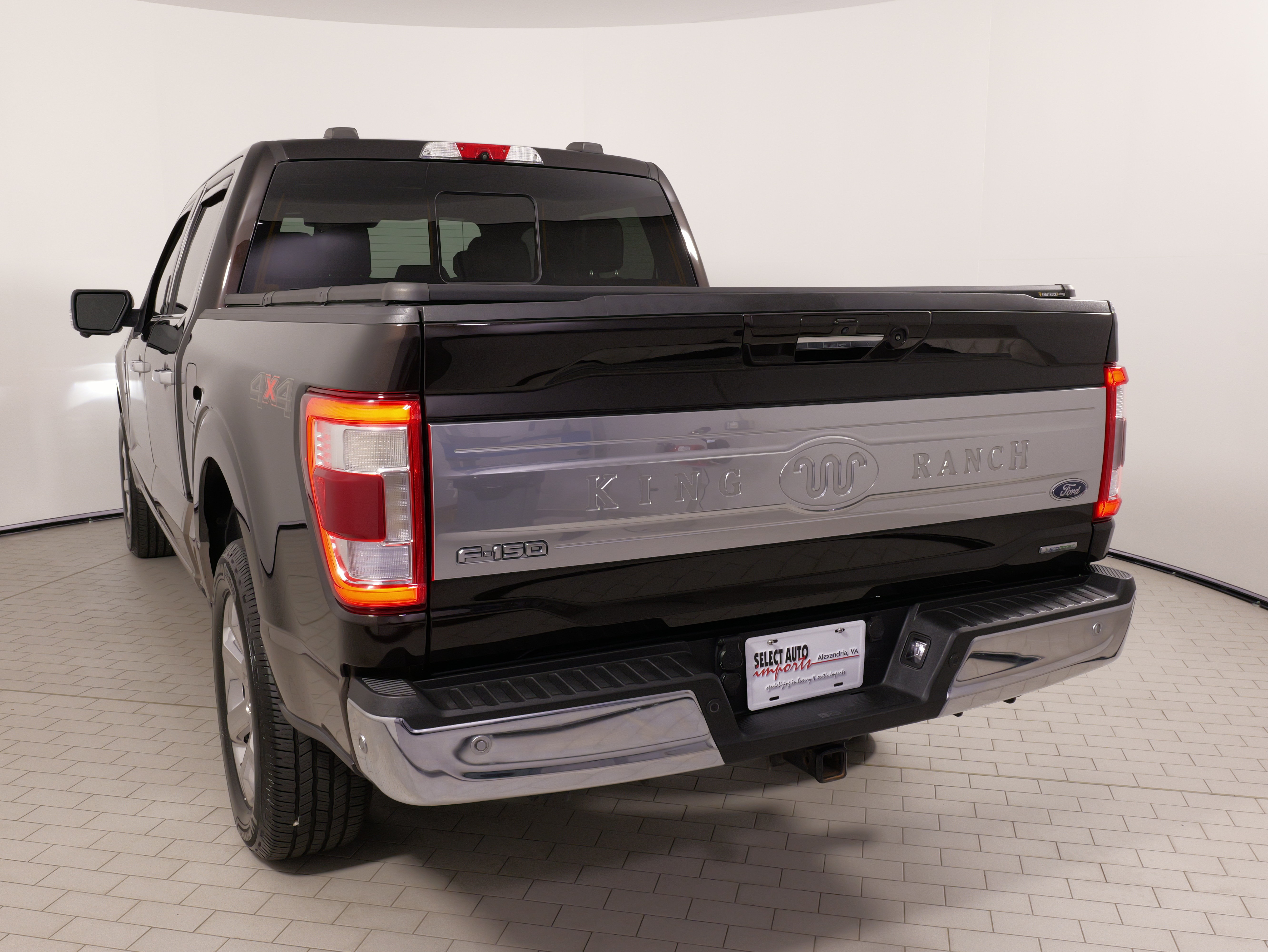 Used 2021 Ford F150 King Ranch w/ Equipment Group 601A High AWD/4WD image 14