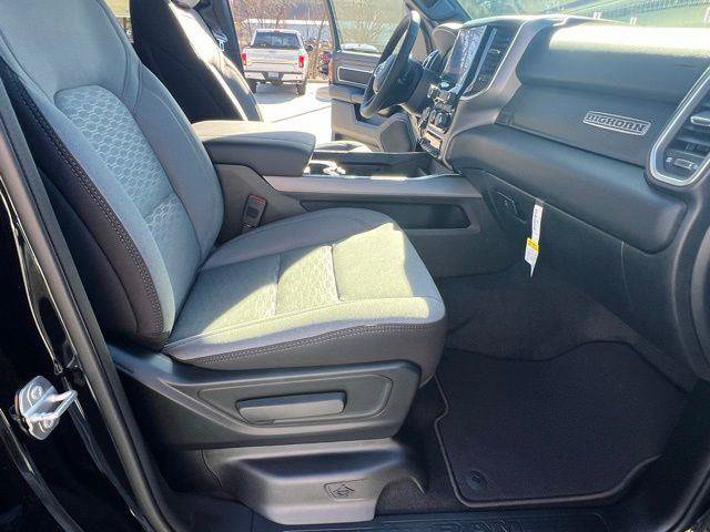 New 2026 RAM 1500 Big Horn AWD/4WD image 30