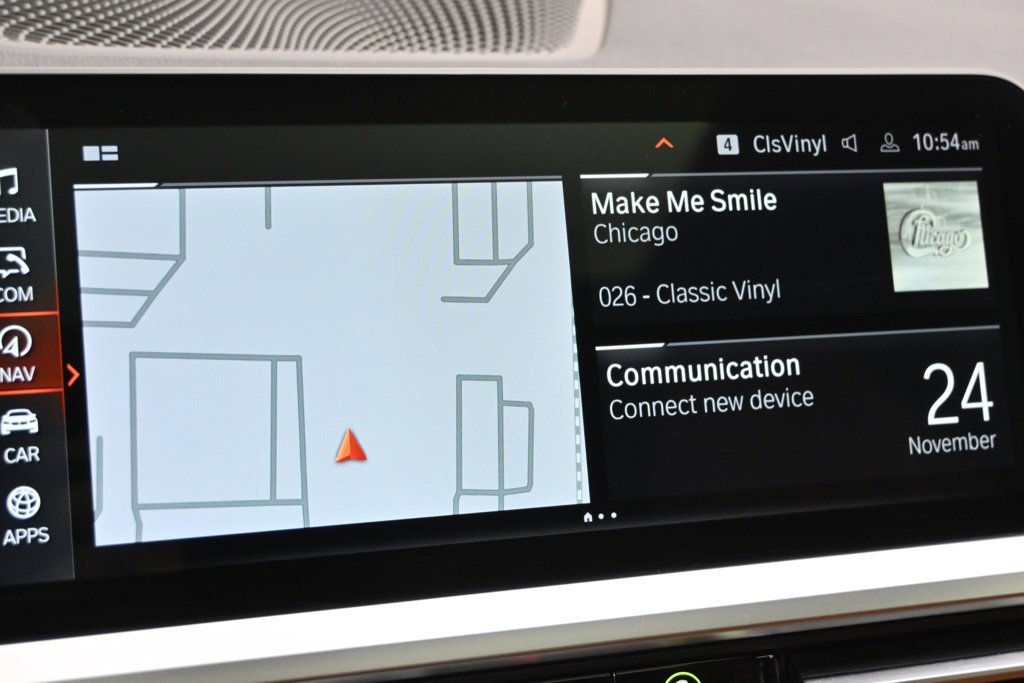 Used 2022 BMW 330i xDrive Sedan w/ Driving Assistance Package image 25