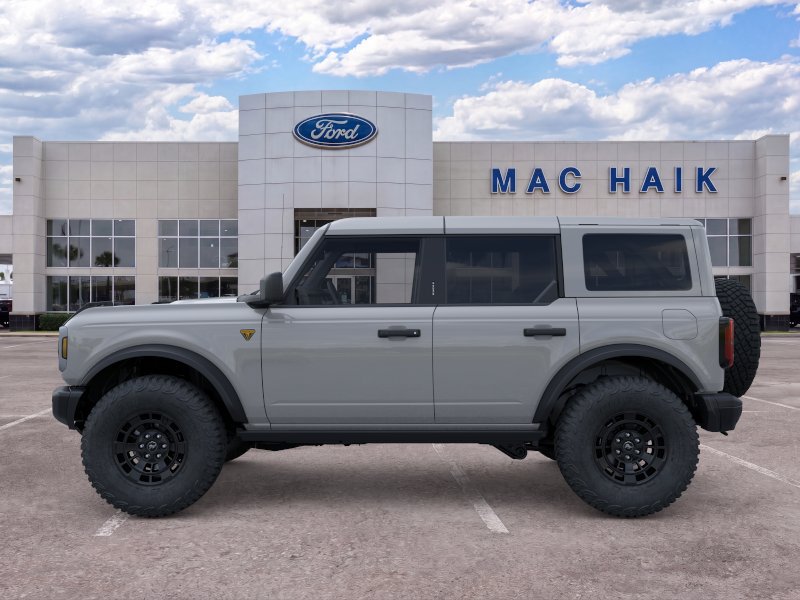 New 2026 Ford Bronco Badlands AWD/4WD image 3