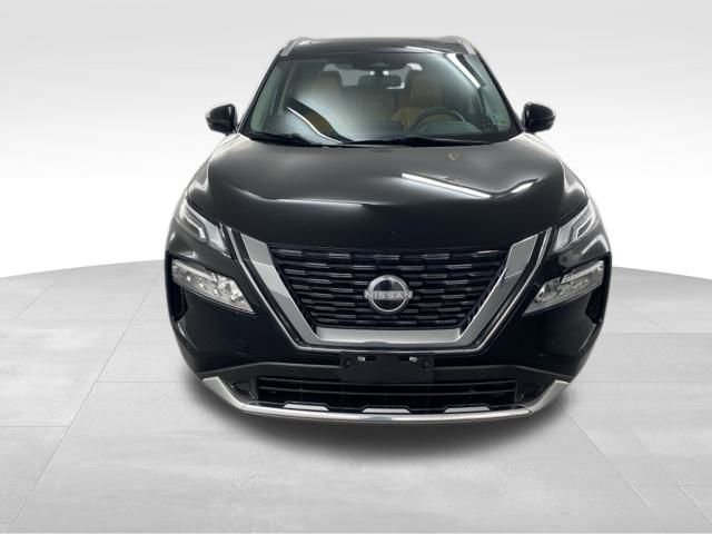 Used 2023 Nissan Rogue Platinum image 3