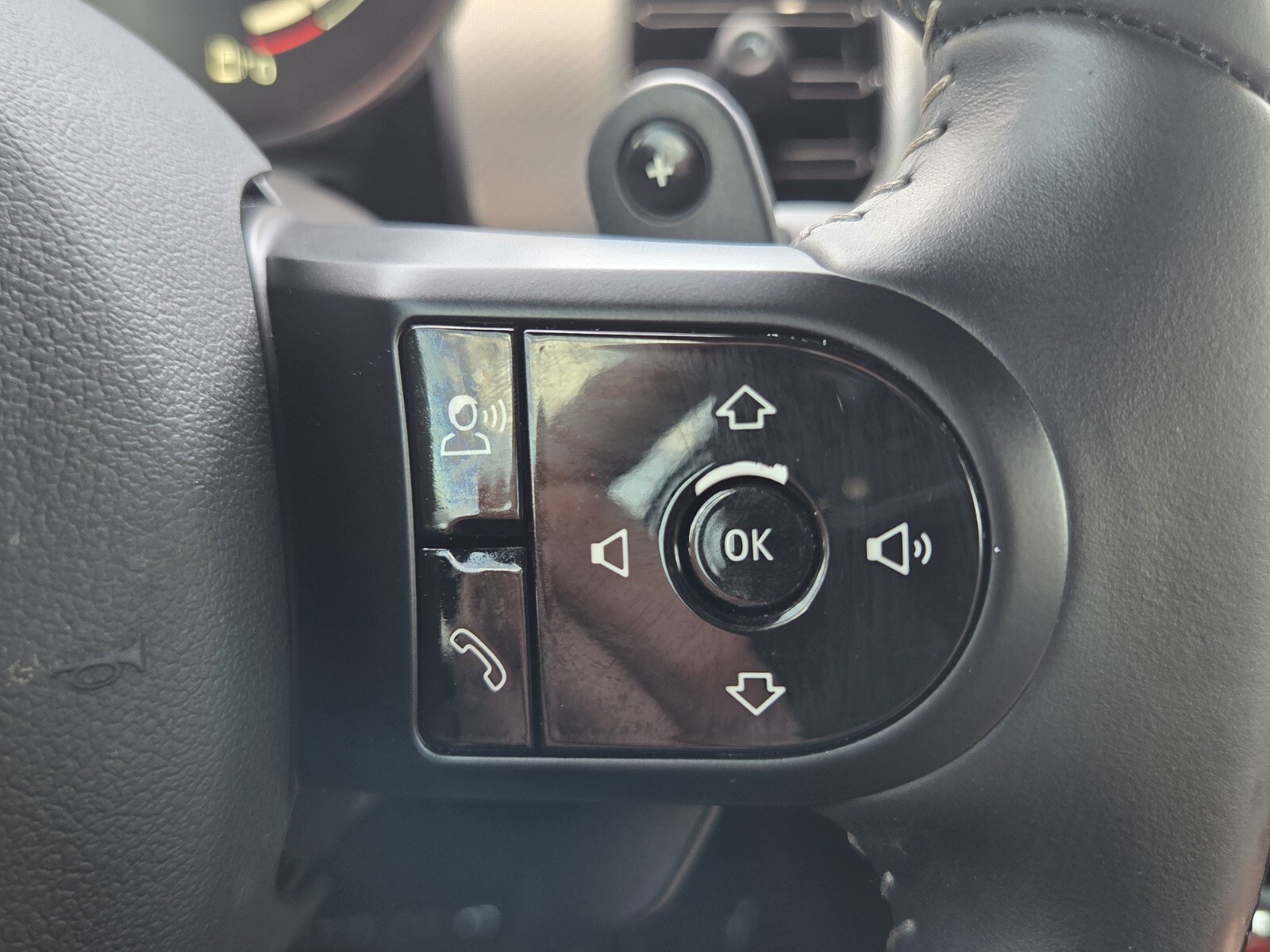 Used 2024 MINI Cooper S FWD image 27