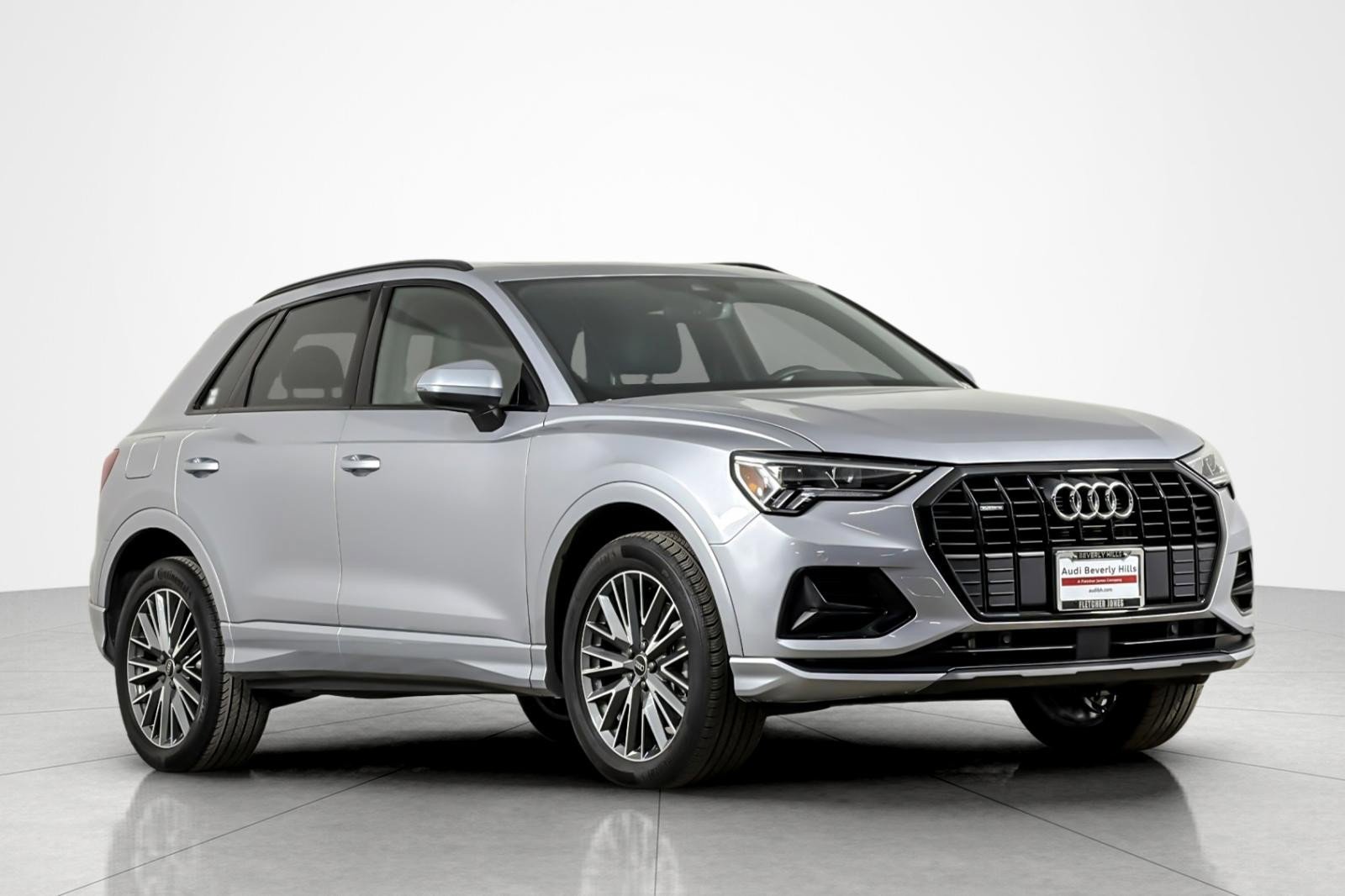 Used 2023 Audi Q3 2.0T Premium w/ Convenience Package AWD/4WD image 7
