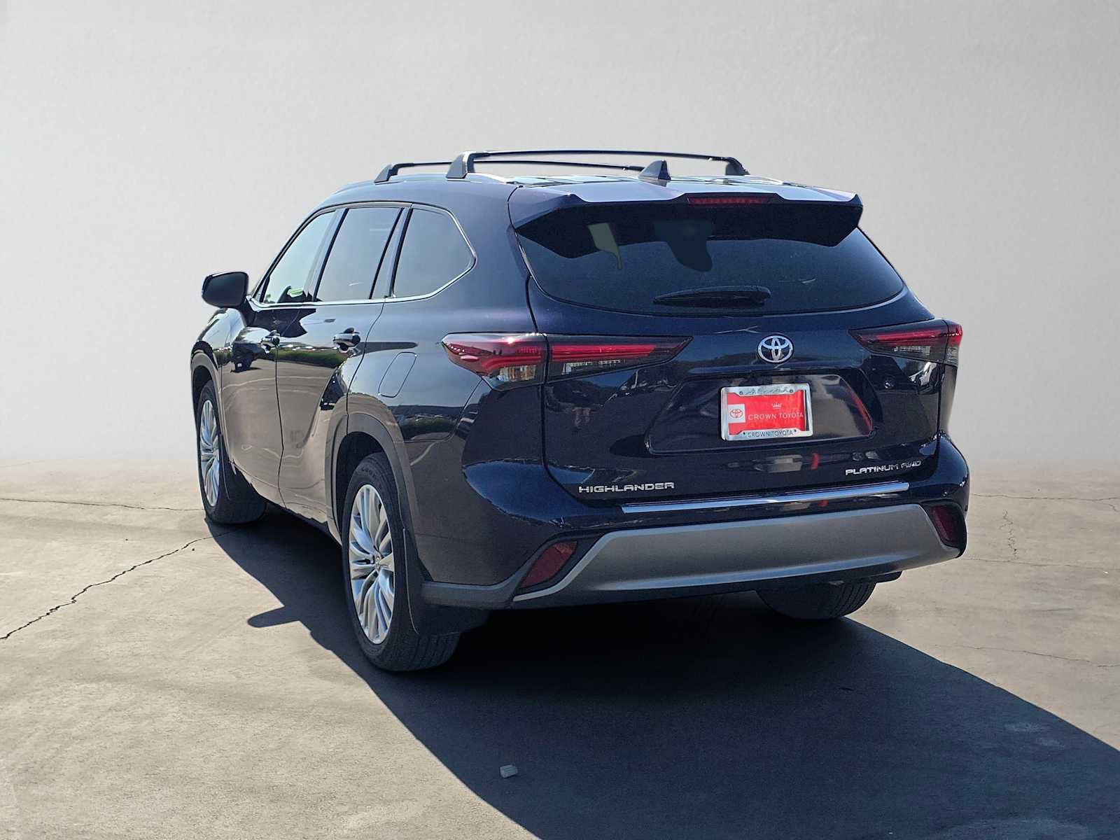 Certified 2026 Toyota Highlander Platinum AWD/4WD image 5