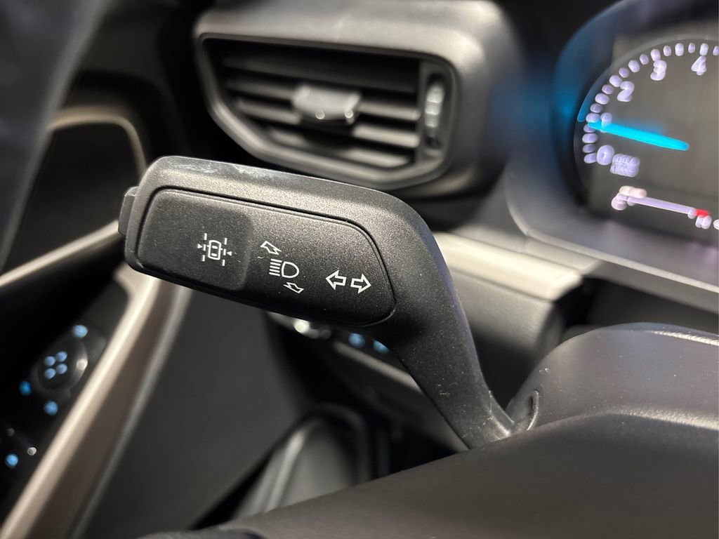 Used 2023 Ford Explorer XLT image 25