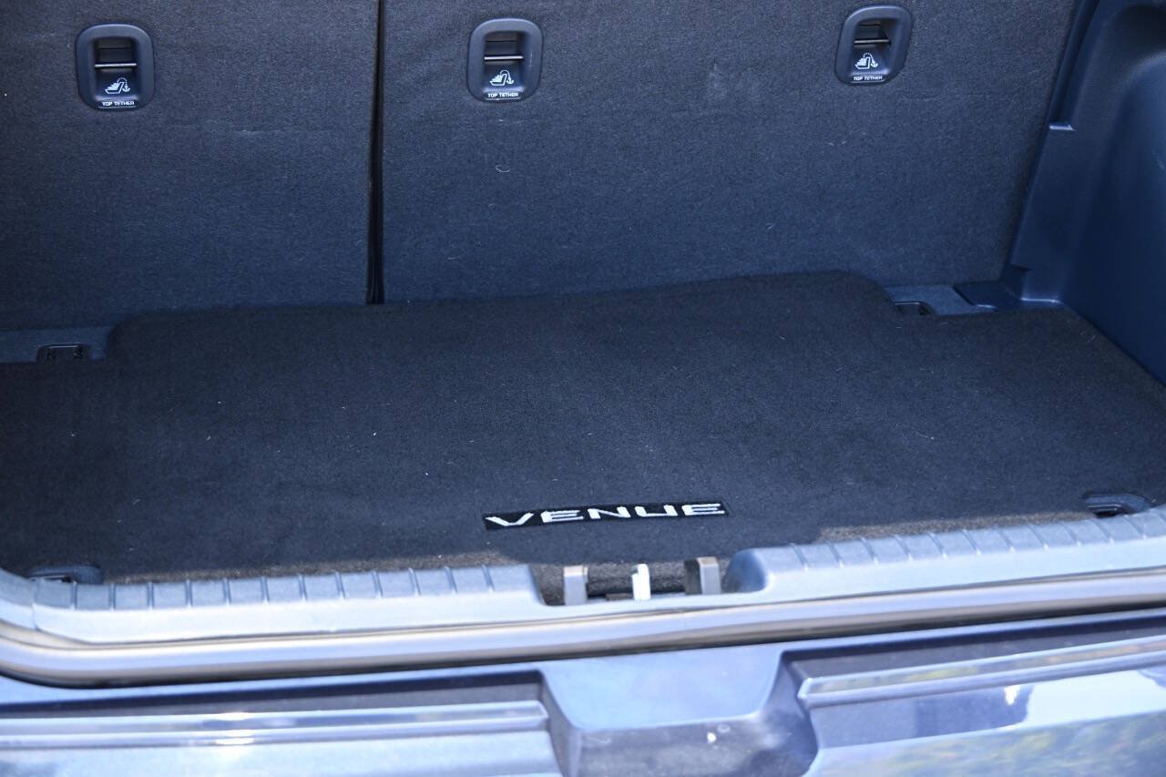 Used 2022 Hyundai Venue Limited FWD image 24