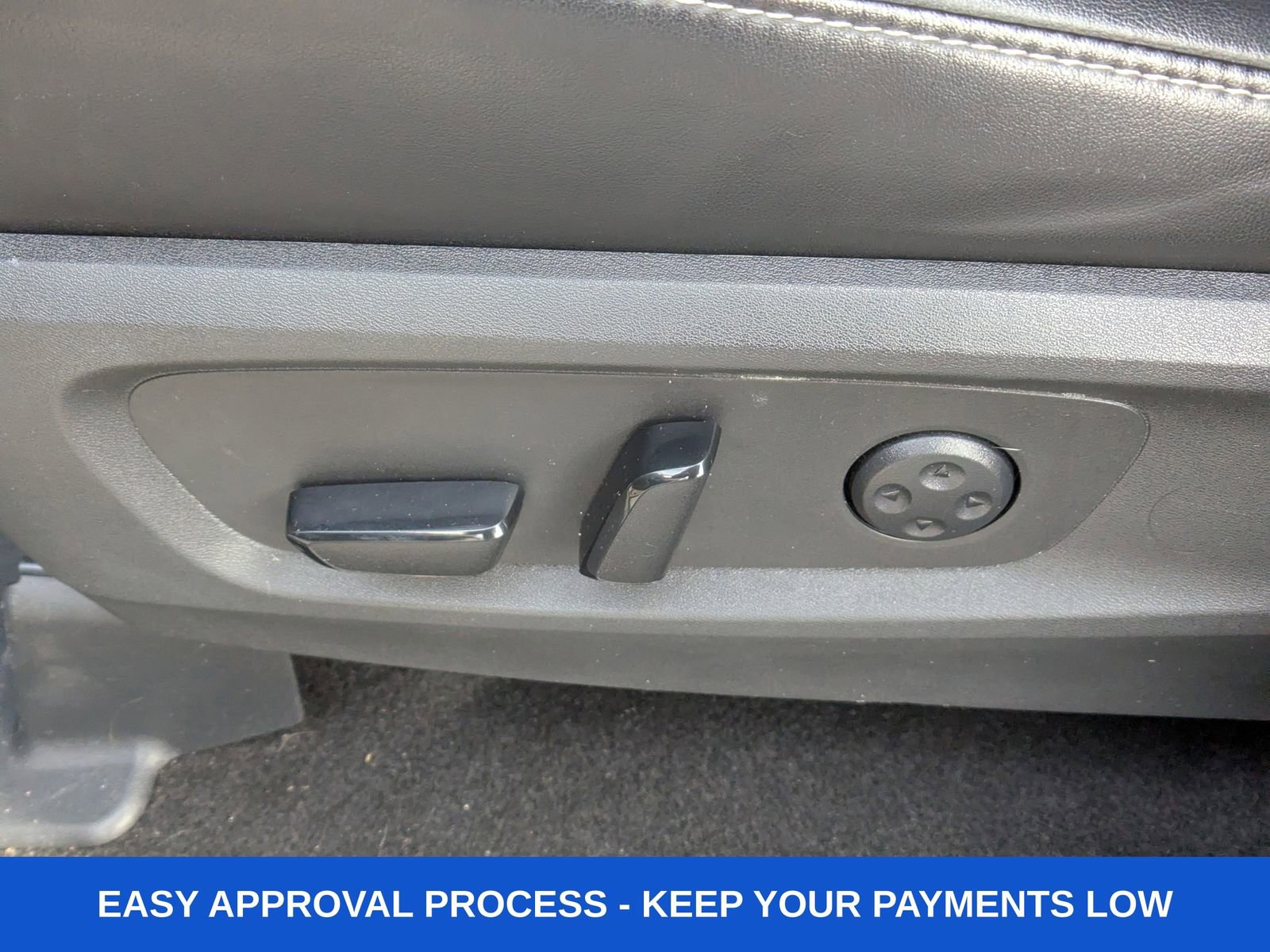 Used 2023 INFINITI QX60 Luxe w/ Performance Audio Package image 23