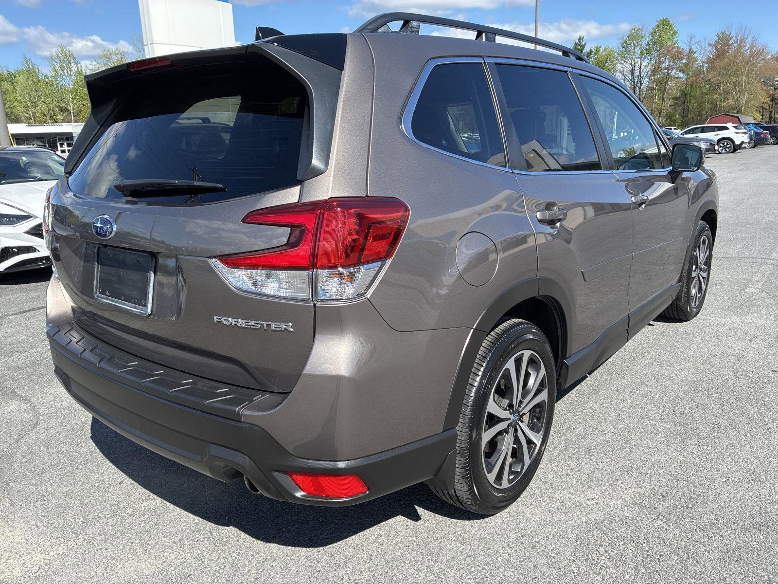 Used 2024 Subaru Forester Limited AWD/4WD image 7